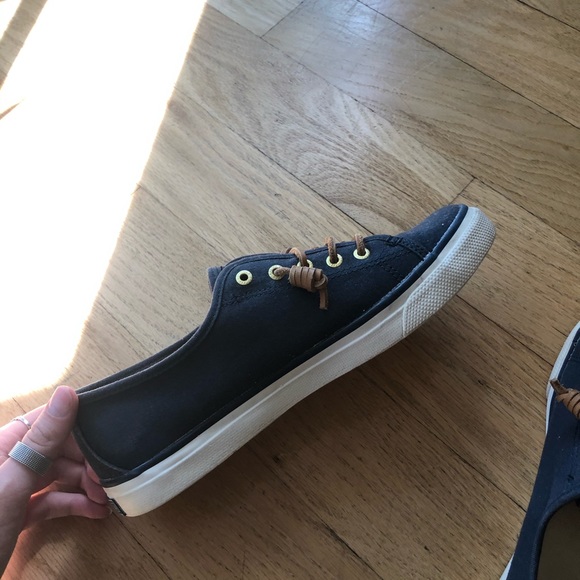 SPERRY WOMENS SLIP ON SHOES - Picture 2 of 5